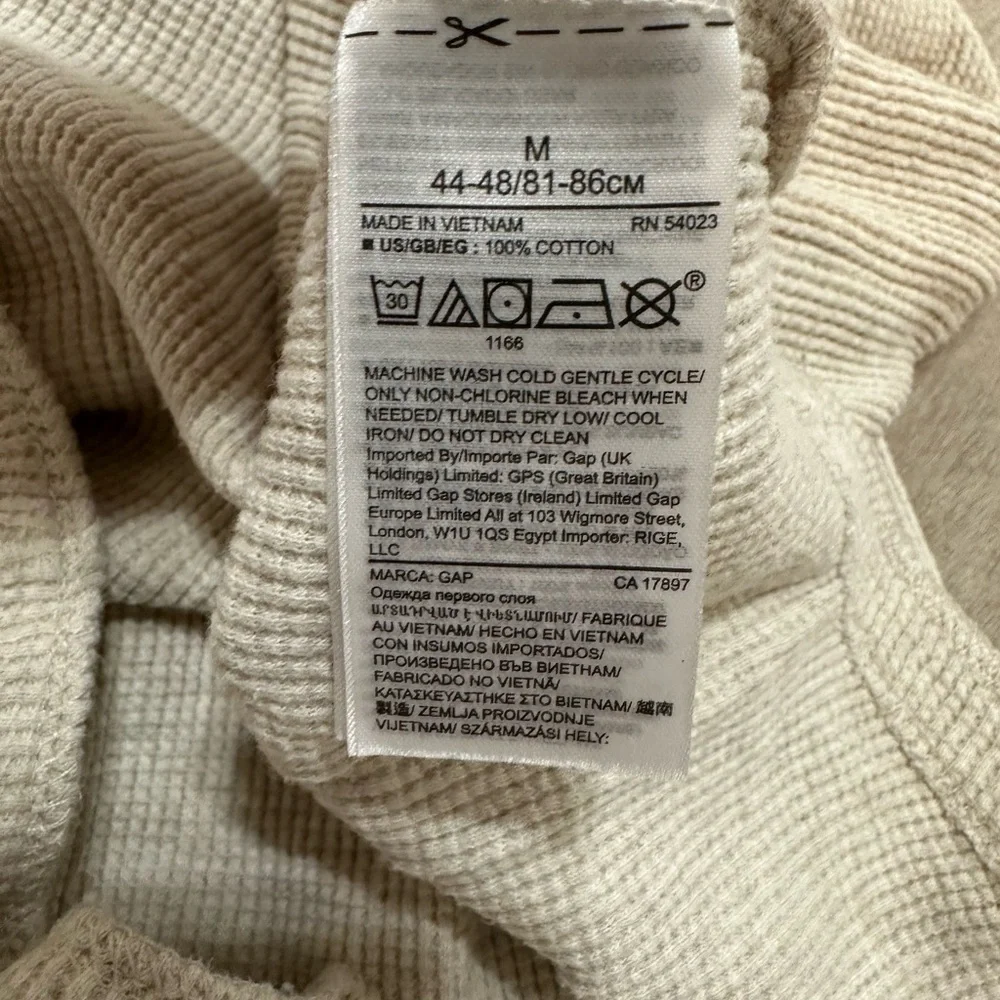 GAP Boys Thermal-Knit Long Sleeve Henley Waffle Oatmeal Cream Pullover Size Med